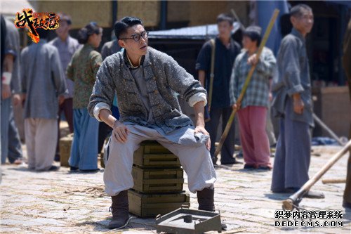 从斑点小哥到八卦萌主 孟召重《战鼓擂》很逗趣